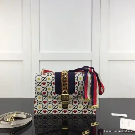 REP 2210YA0074 Bag Gucci 0504